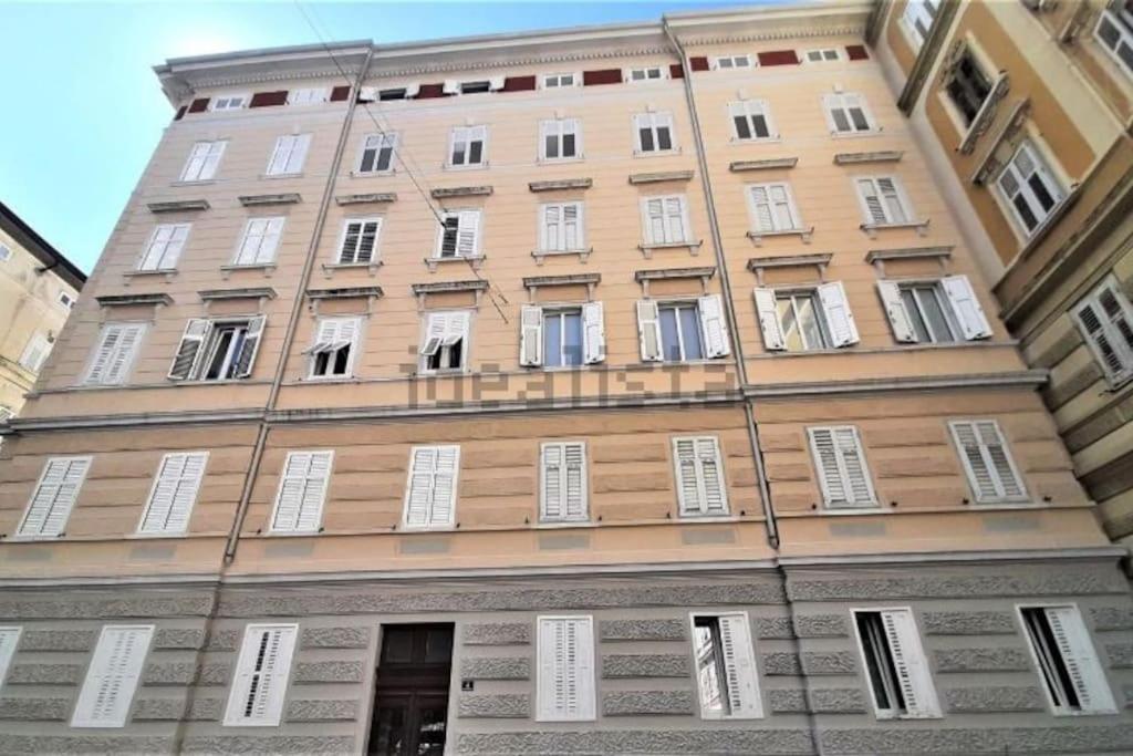 La Casa Di Lu Daire Trieste Dış mekan fotoğraf